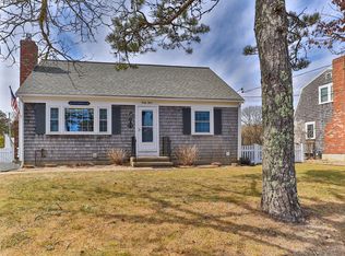 43 Easy St, Dennis Port, MA 02639