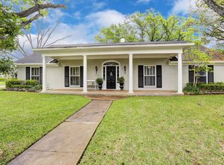 7803 Meadowbriar Ln, Houston, TX 77063