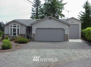 330 E Prestwick Dr, Camano Island, WA