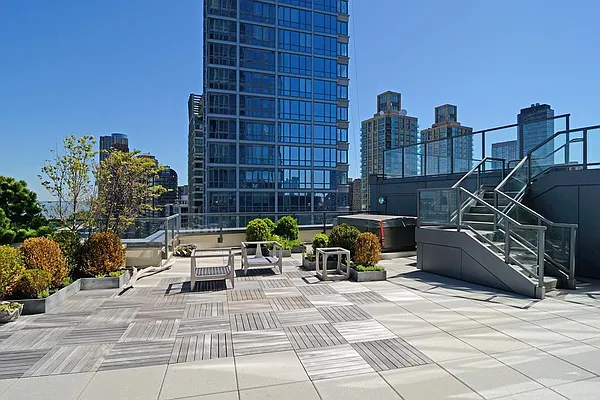 Sold by Corcoran | media 37