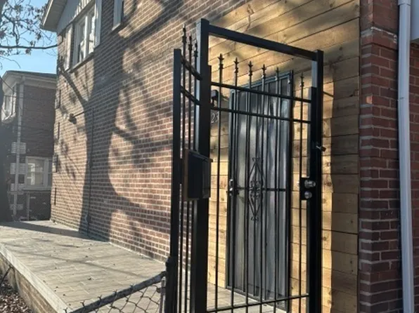 8023 S Stewart Ave APT D, Chicago, IL 60620