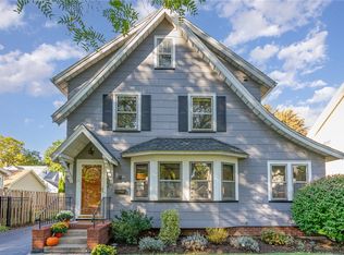 76 Elm Dr, Rochester, NY 14609