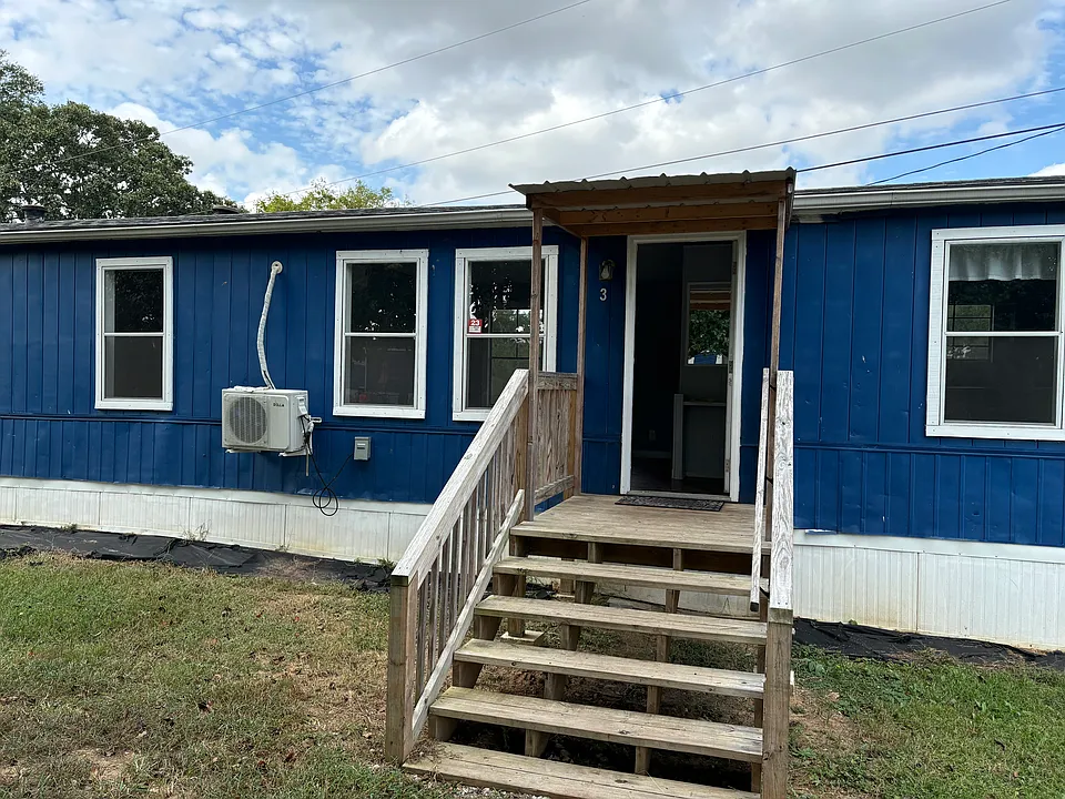 75 Hawkins Rd #3