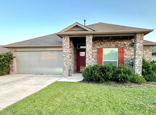 1000 Birmingham Ct, Hutto, TX 78634