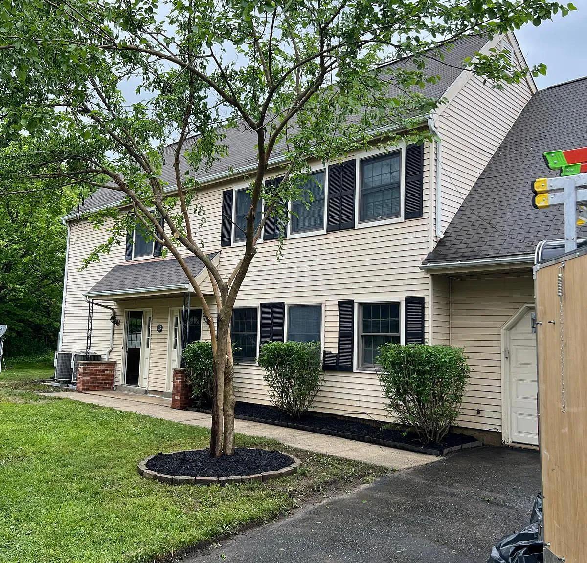 2 bed, 960 sqft, $2,450 — Photo 1