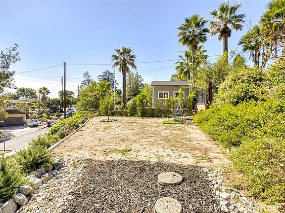 5th image of 10557 Mahoney Dr