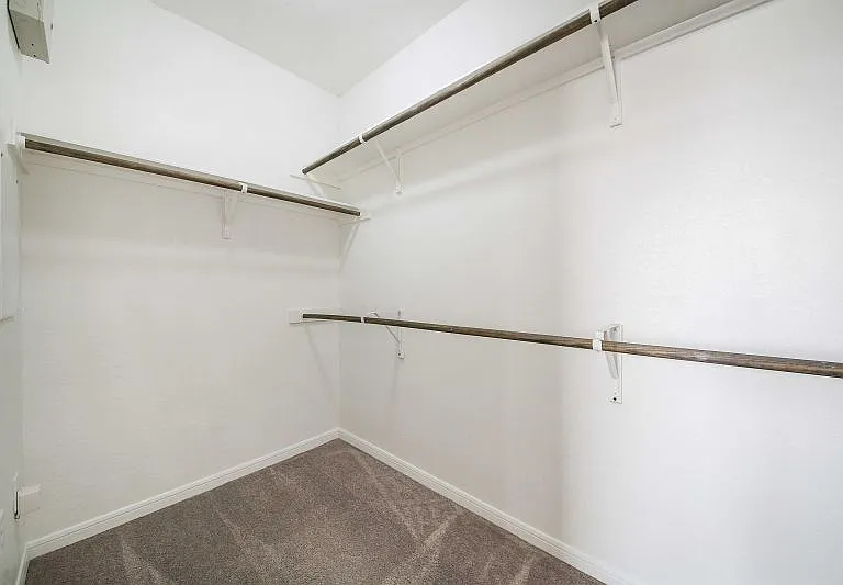 14002 Madrigal Ln — Photo 25