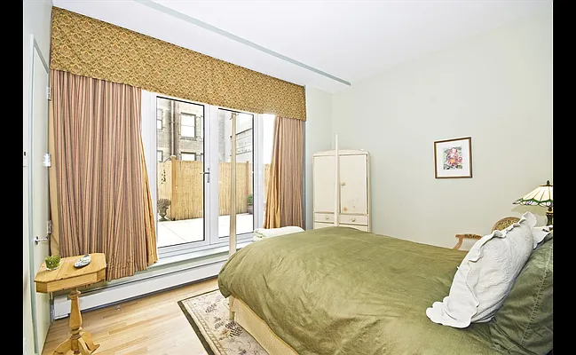 Sold by Douglas Elliman | media 29