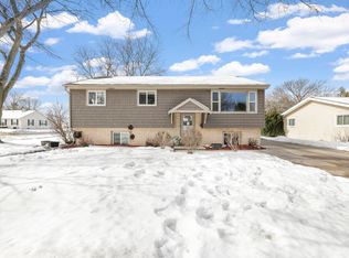 2425 S Kernan Ave, Appleton, WI 54915