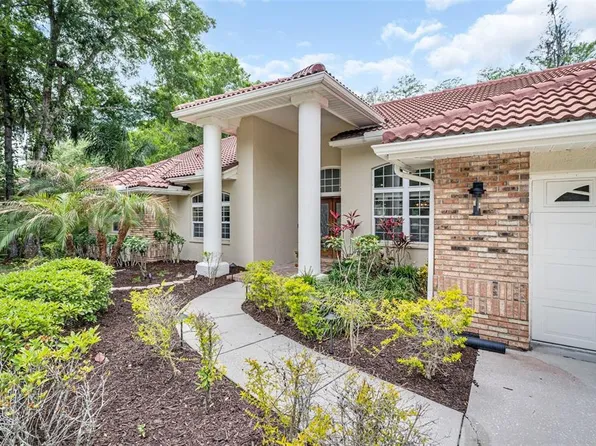 1404 E Lake Woodlands Pkwy, Oldsmar, FL 34677