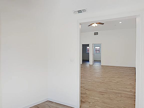2nd image of 2071 15th Ave