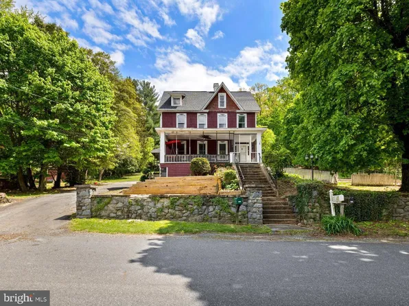 1613 Chestnut St, Whiteford, MD 21160