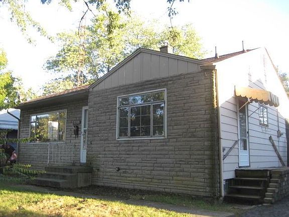 2nd image of 2259 Belcher Dr