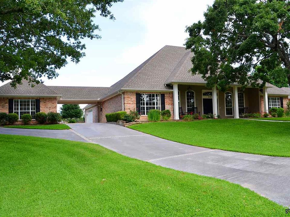 1st image of 221 Clubview Dr