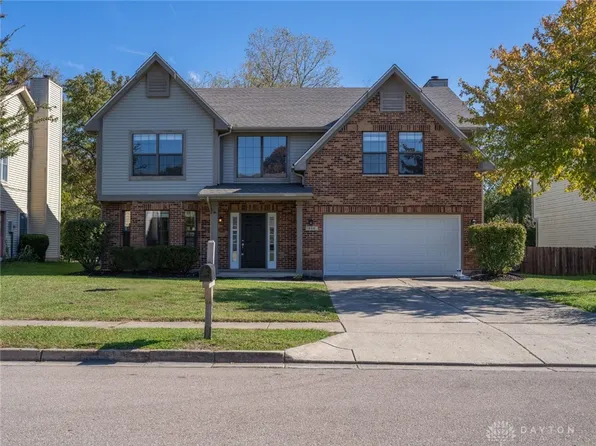 680 Golf View Ct, Vandalia, OH 45377