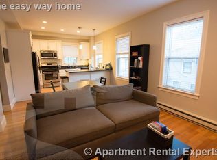 13 7th St #3, Cambridge, MA 02141