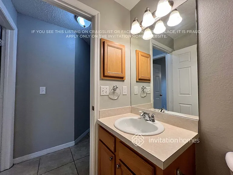 1080 SW McCoy Ave — Photo 22