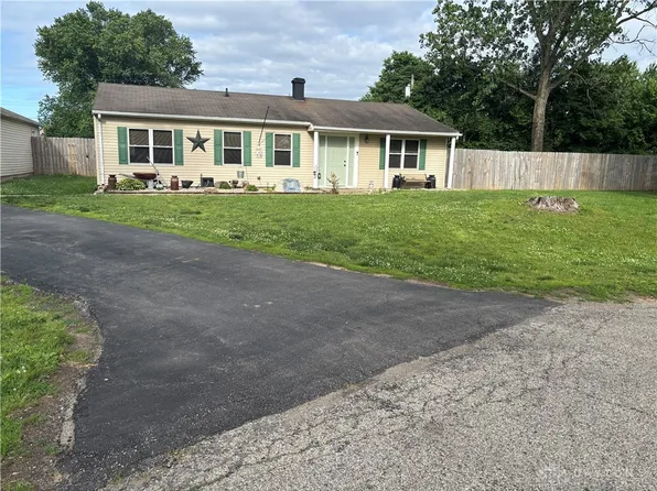 940 Carolyn Ct, Carlisle, OH 45005
