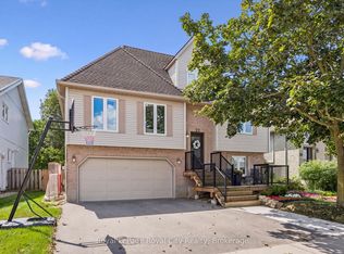 22 Pacific Pl, Guelph, ON N1G 4R6