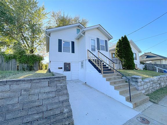 3rd image of 4960 Tiemann Ave