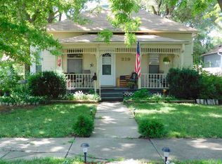 219 W 4th St, Junction City, KS 66441