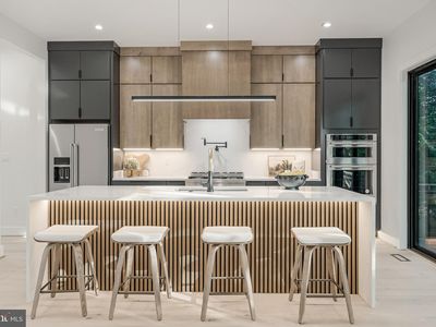 824 N Edison St, Arlington, VA, 22205