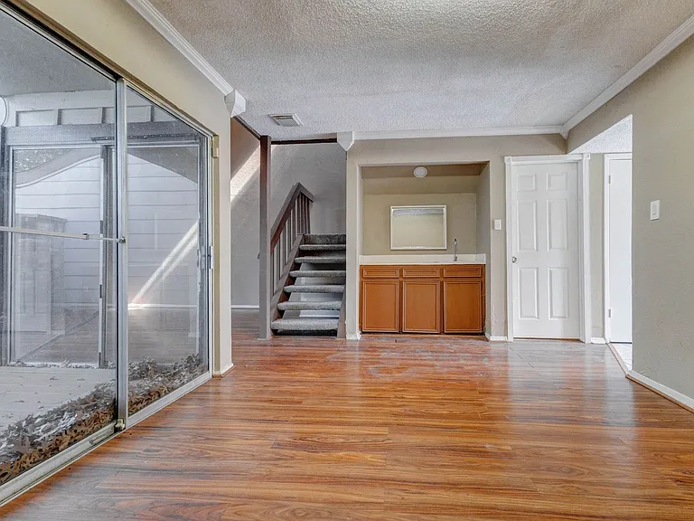 7140 S Dairy Ashford Rd — Photo 8