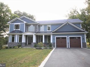 276 Old State Rd, Berwyn, PA 19312