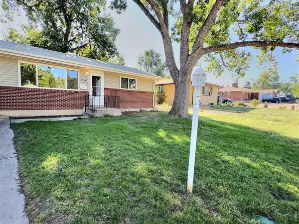 1944 23rd Ave Ct, Greeley, CO 80634