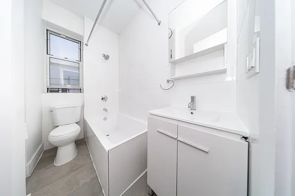 Rented by Platinum Properties | media 16