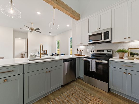 4th image of 119 Mayberry Grove St #117