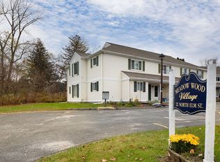 72 N Elm St APT 2E, Canaan, CT 06018