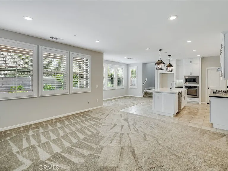 21 Marcar Ln — Photo 7