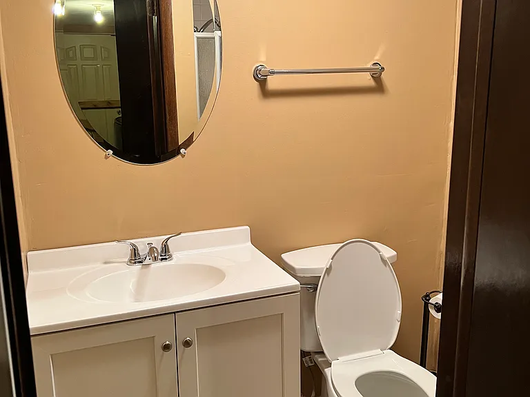 1014 Blouin Dr — Photo 8