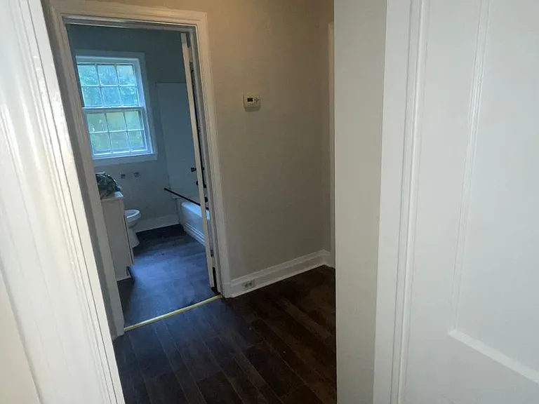 1115 Arrington Ave SW — Photo 6