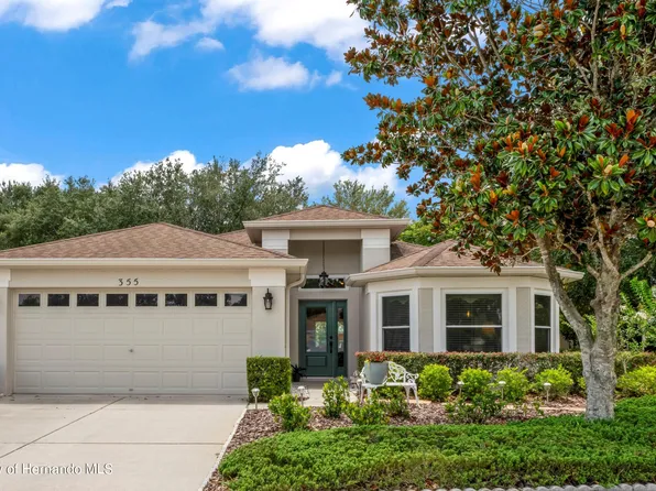 355 Rochester St, Spring Hill, FL 34609