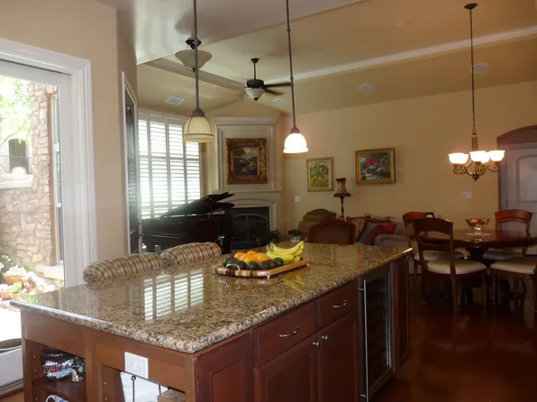 2430 Pavilions Place Ln Unit 404, Sacramento, CA 95825