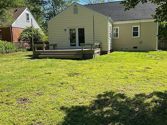 3rd image of 6014 Pollard Dr
