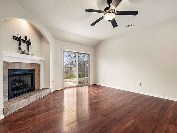 5th image of 4181 W Mahogany Dr