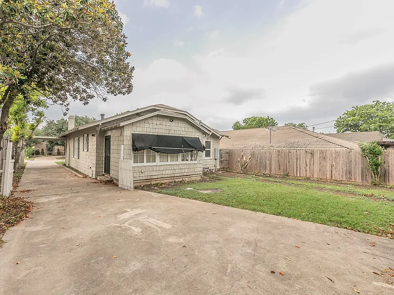 5313 Collinwood Ave — Photo 26