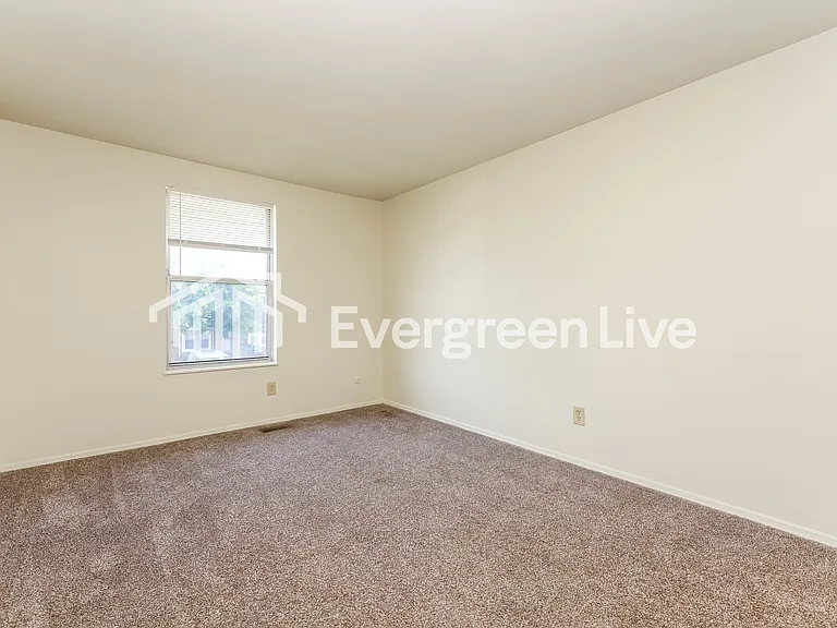 7787 Mount Hood Dr — Photo 12