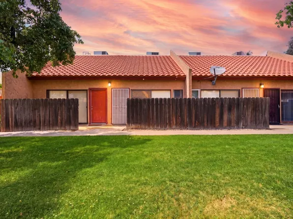 948 Greenfield Ave, Hanford, CA 93230