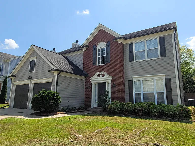 6035 Foxberry Ln — Photo 1