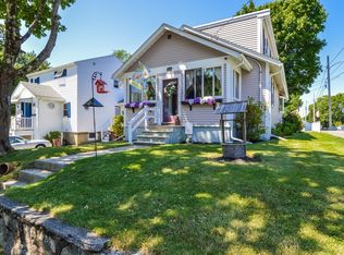 156 Roosevelt Rd, Weymouth, MA 02188