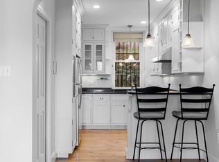 54 Myrtle St APT 1, Boston, MA 02114