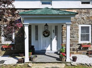 321 Crans Mill Rd, Pine Bush, NY 12566