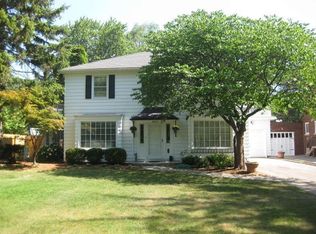 2209 Carroll Rd, Bay City, MI 48708