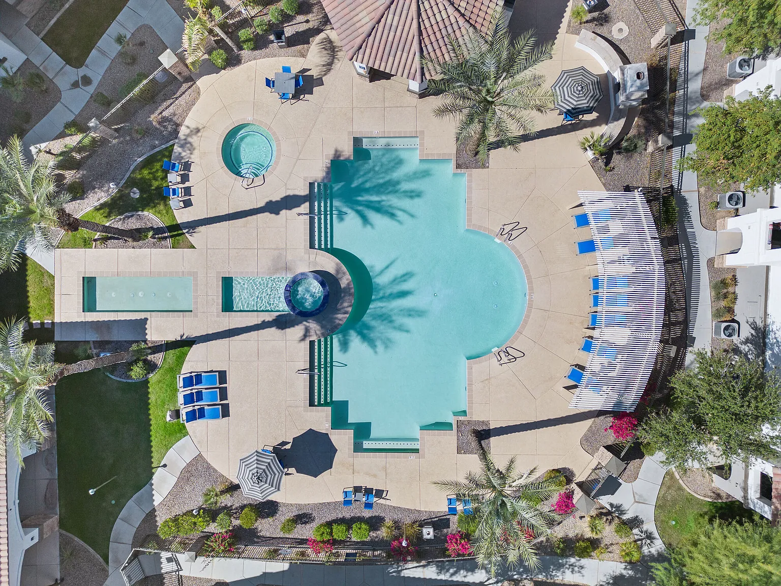 Bella Mirage — Photo 1