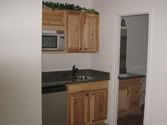 Kitchenette in family room