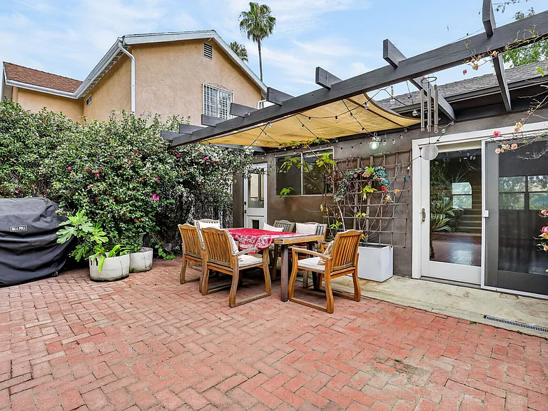 408 Kendall Ave — Photo 30